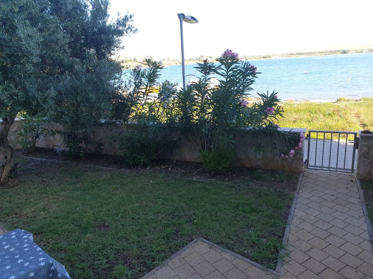 Summertime Apartmani Povljana Exterior foto